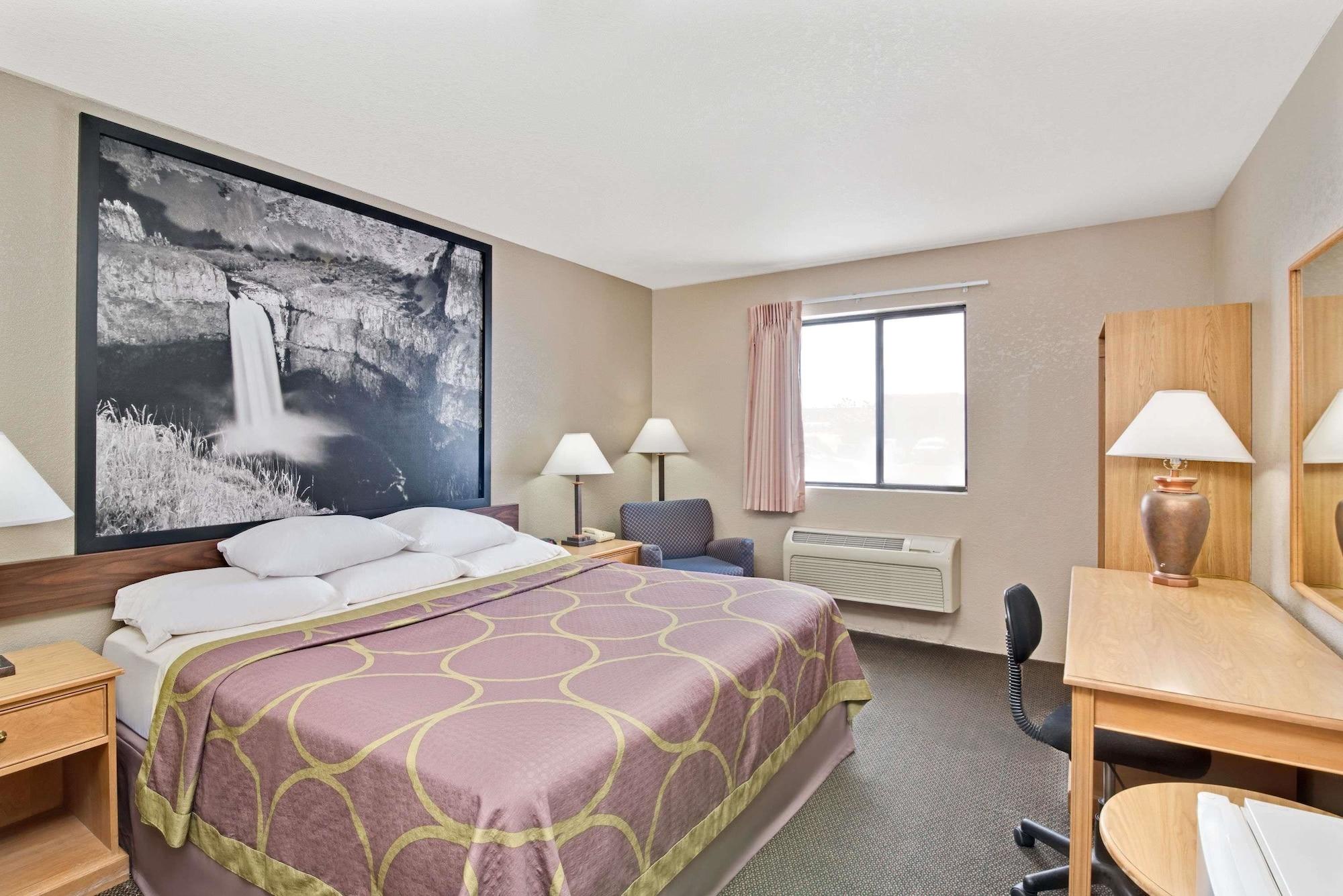 Super 8 By Wyndham Spokane/West Airway Heights Εξωτερικό φωτογραφία