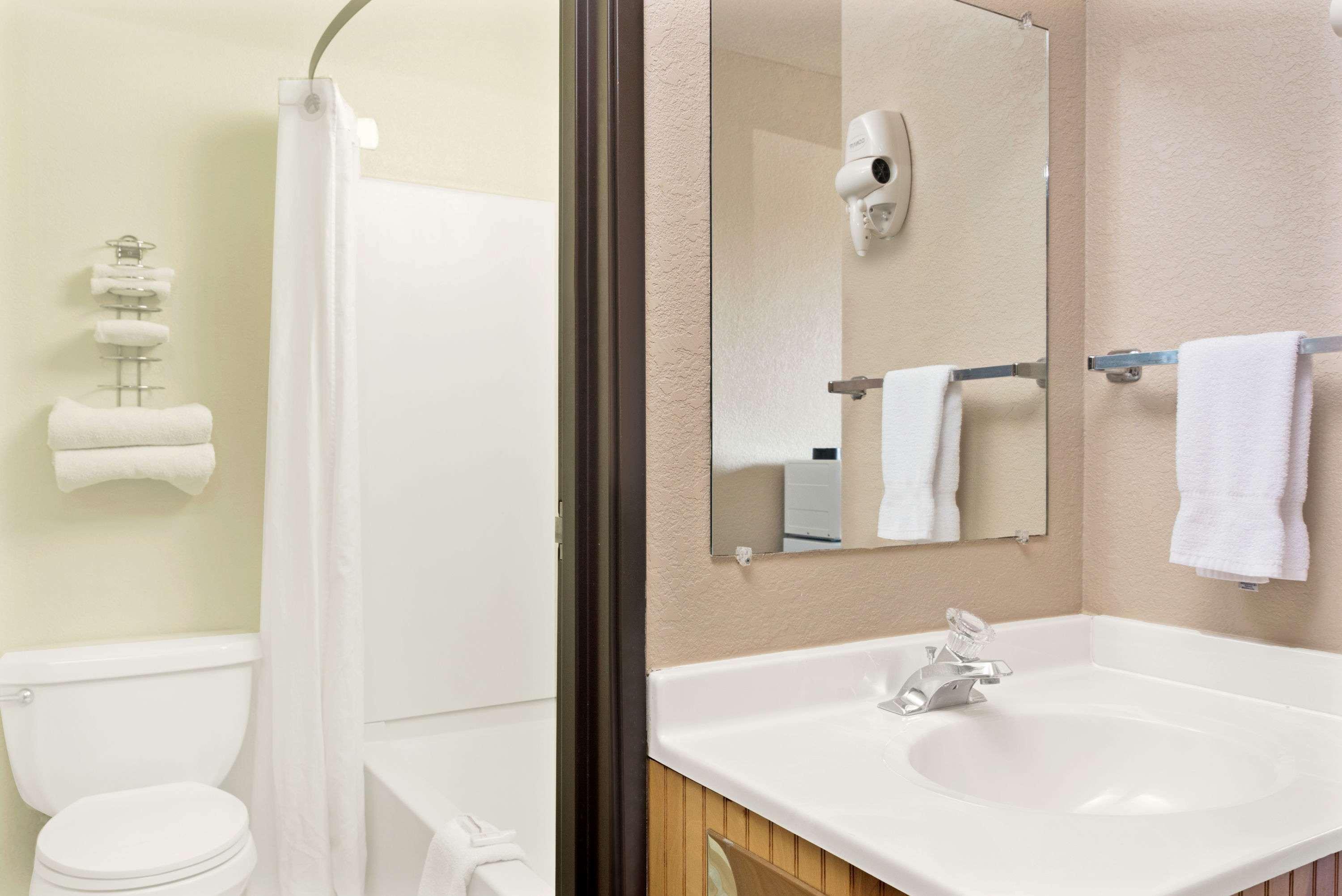 Super 8 By Wyndham Spokane/West Airway Heights Εξωτερικό φωτογραφία