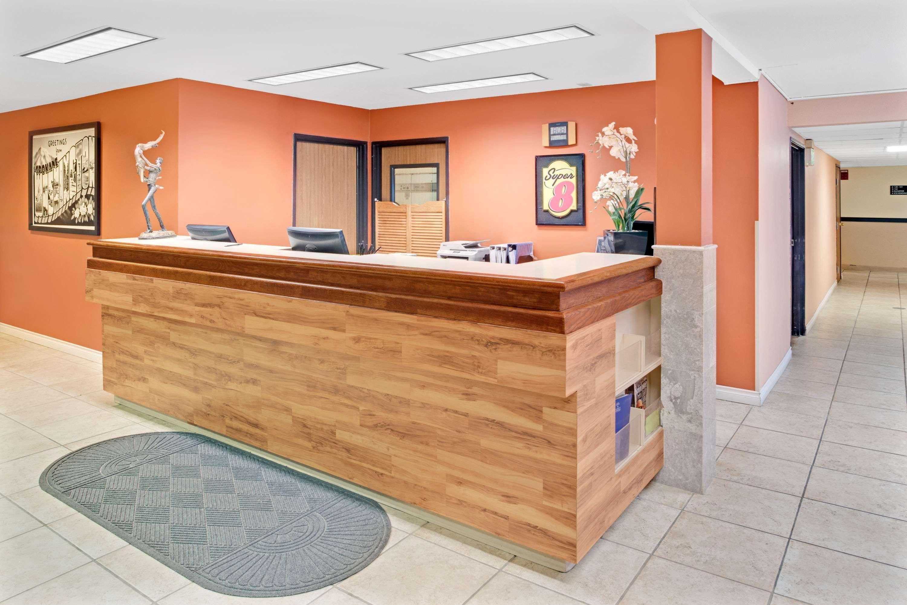 Super 8 By Wyndham Spokane/West Airway Heights Εξωτερικό φωτογραφία