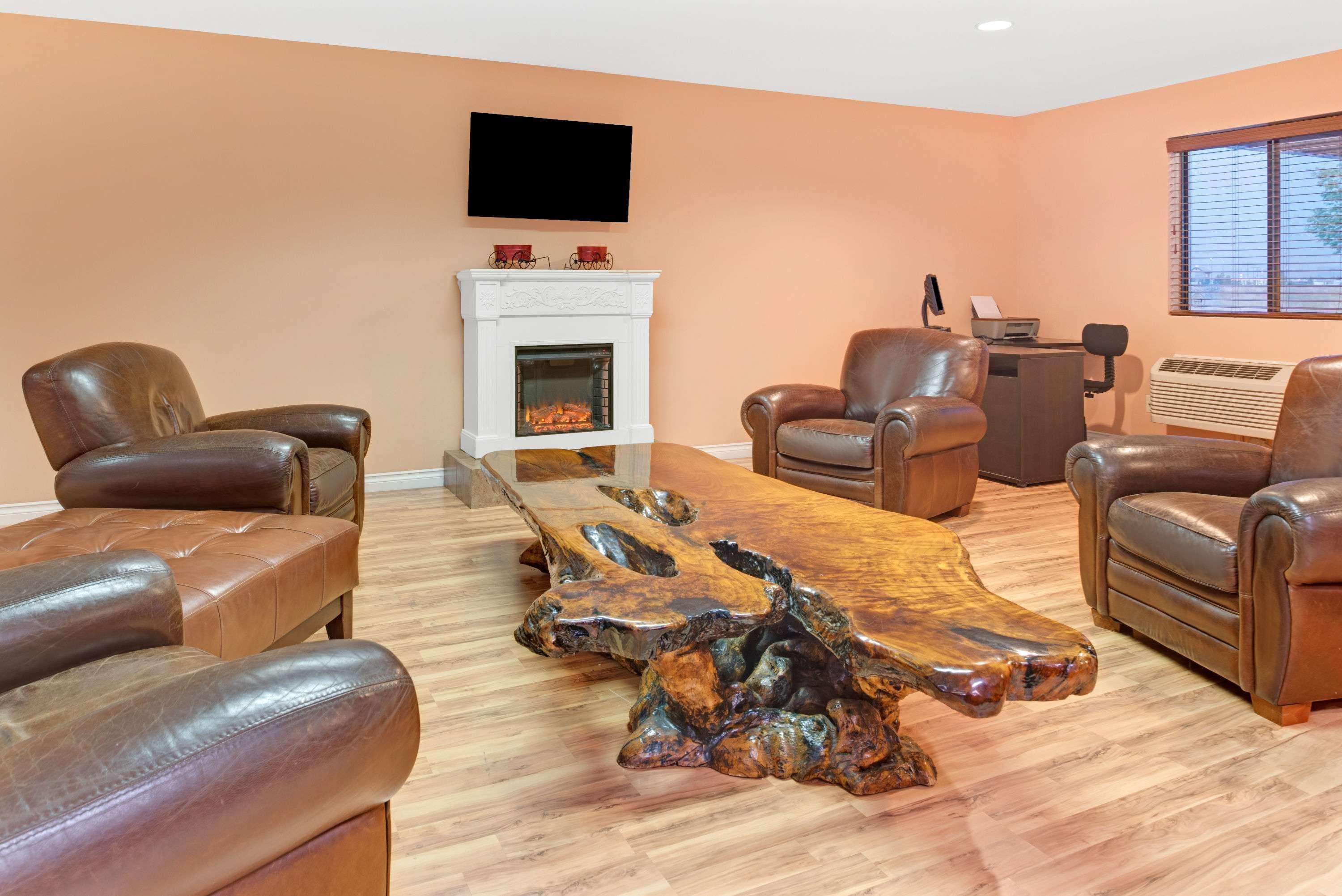 Super 8 By Wyndham Spokane/West Airway Heights Εξωτερικό φωτογραφία